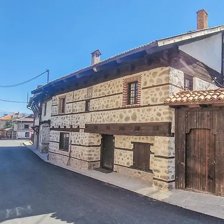 4 Bdr House Monument Of Culture & Architecture By Flat Mаnаger Διαμέρισμα