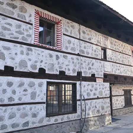 4 Bdr House Monument Of Culture & Architecture By Flat Mаnаger Διαμέρισμα *