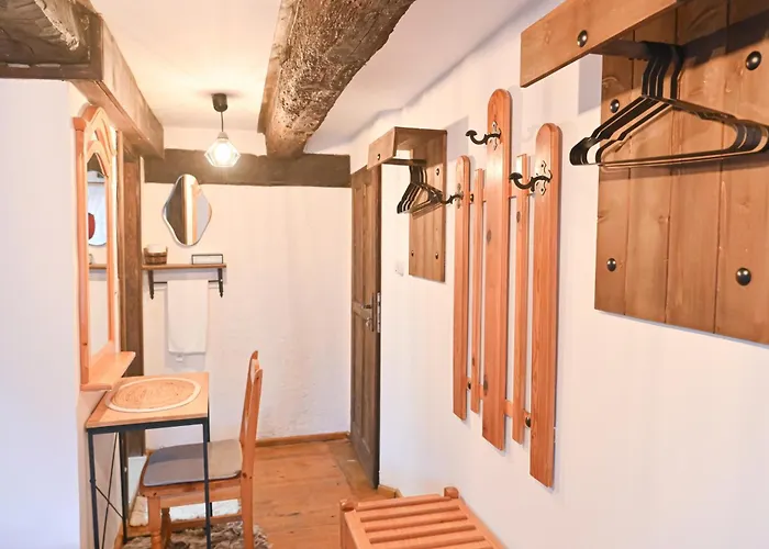 4 Bdr House Monument Of Culture & Architecture By Flat Mаnаger Apartment Bansko