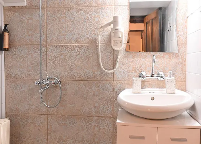 Apartment 4 Bdr House Monument Of Culture & Architecture By Flat Mаnаger Bansko