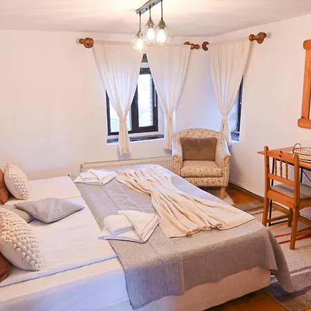 Appartement 4 Bdr House Monument Of Culture & Architecture By Flat Mаnаger Bansko