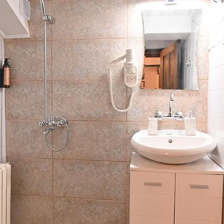 Appartement 4 Bdr House Monument Of Culture & Architecture By Flat Mаnаger Bansko