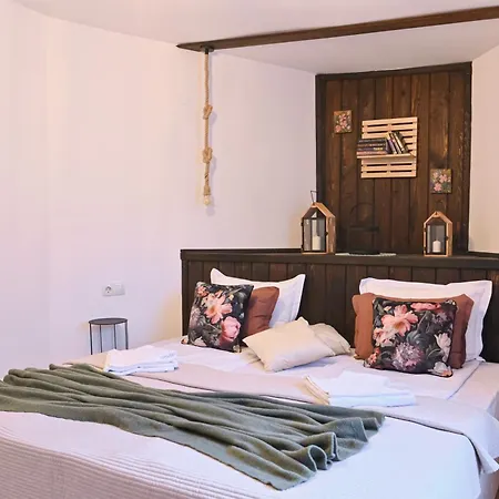 Апартамент 4 Bdr House Monument Of Culture & Architecture By Flat Mаnаger