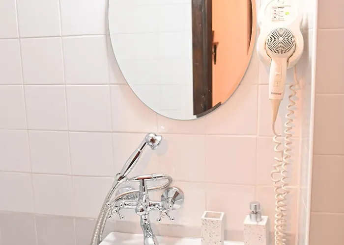 4 Bdr House Monument Of Culture & Architecture By Flat Mаnаger Apartment *